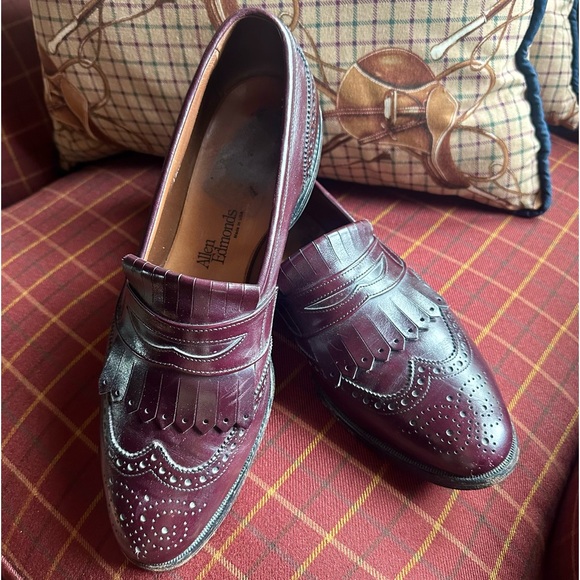 ALLEN EDMONDS ? Men’s Burgundy All Leather ‘Wakefield’ Kiltie Loafer - 10.5 D main image 10